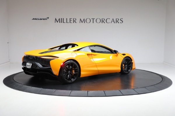 New 2024 McLaren Artura for sale $276,833 at Maserati of Greenwich in Greenwich CT 06830 8
