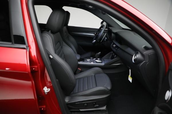 New 2024 Alfa Romeo Stelvio Veloce for sale Sold at Maserati of Greenwich in Greenwich CT 06830 23