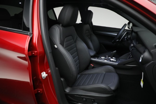New 2024 Alfa Romeo Stelvio Veloce for sale Sold at Maserati of Greenwich in Greenwich CT 06830 24