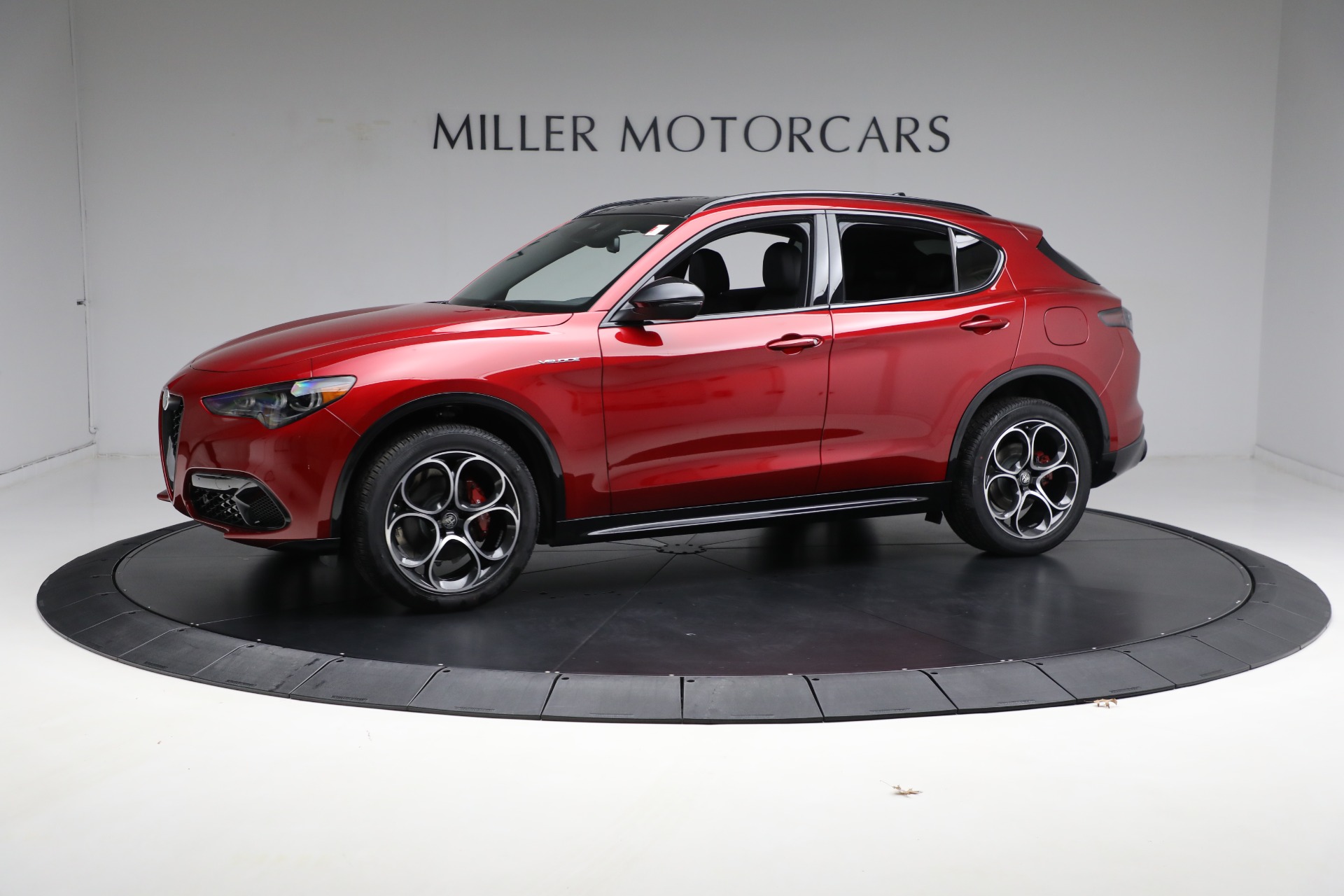 New 2024 Alfa Romeo Stelvio Veloce for sale $58,420 at Maserati of Greenwich in Greenwich CT 06830 1