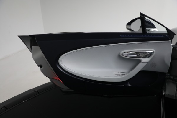 Used 2020 Bugatti Chiron Sport for sale Sold at Maserati of Greenwich in Greenwich CT 06830 20