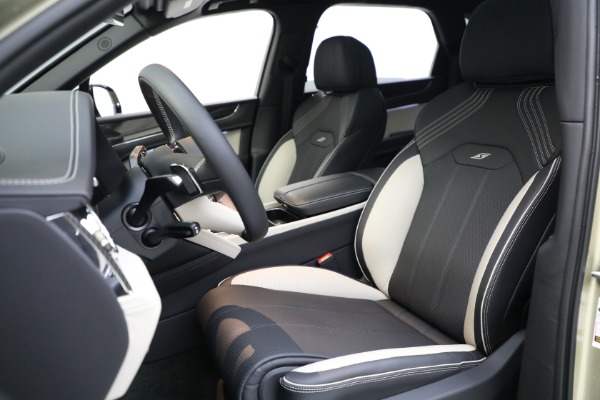 New 2023 Bentley Bentayga S V8 for sale Sold at Maserati of Greenwich in Greenwich CT 06830 17
