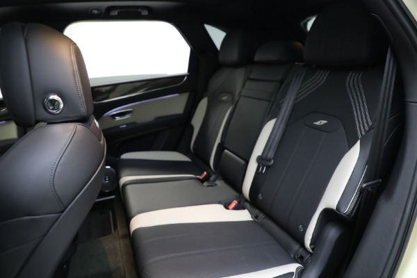New 2023 Bentley Bentayga S V8 for sale Sold at Maserati of Greenwich in Greenwich CT 06830 25