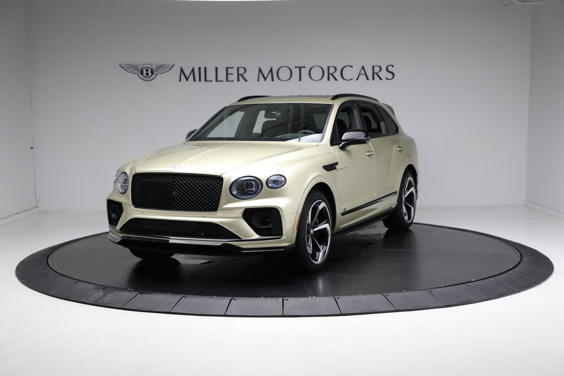 New 2023 Bentley Bentayga S V8 for sale $249,900 at Maserati of Greenwich in Greenwich CT 06830 1