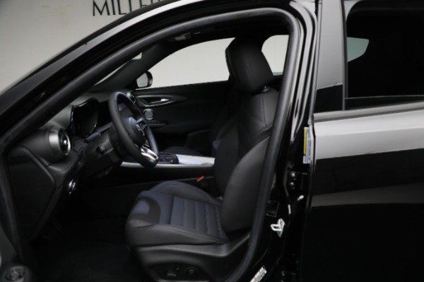 New 2024 Alfa Romeo Tonale Ti for sale Sold at Maserati of Greenwich in Greenwich CT 06830 27