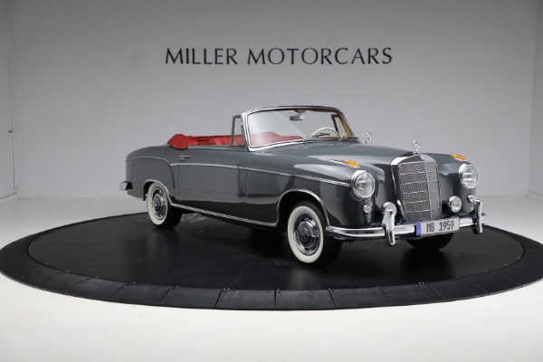 Used 1959 Mercedes Benz 220 S Ponton Cabriolet for sale $229,900 at Maserati of Greenwich in Greenwich CT 06830 11