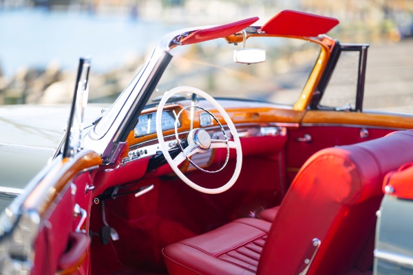 Used 1959 Mercedes-Benz 220 S Ponton Cabriolet for sale $189,900 at Maserati of Greenwich in Greenwich CT 06830 16