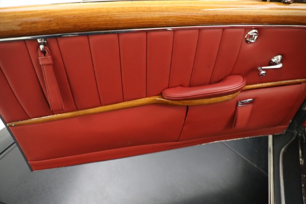 Used 1959 Mercedes Benz 220 S Ponton Cabriolet for sale $229,900 at Maserati of Greenwich in Greenwich CT 06830 19