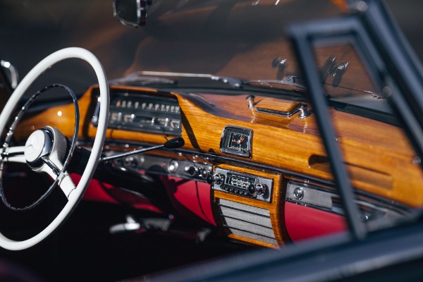 Used 1959 Mercedes-Benz 220 S Ponton Cabriolet for sale $189,900 at Maserati of Greenwich in Greenwich CT 06830 23
