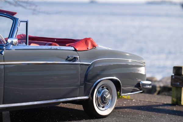 Used 1959 Mercedes-Benz 220 S Ponton Cabriolet for sale $189,900 at Maserati of Greenwich in Greenwich CT 06830 5