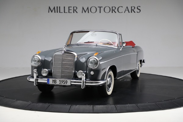 Used 1959 Mercedes Benz 220 S Ponton Cabriolet for sale $229,900 at Maserati of Greenwich in Greenwich CT 06830 1