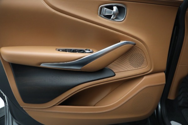 Used 2024 Aston Martin DBX for sale $131,900 at Maserati of Greenwich in Greenwich CT 06830 17
