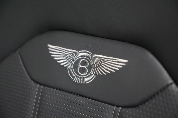 New 2024 Bentley Bentayga Hybrid for sale Sold at Maserati of Greenwich in Greenwich CT 06830 19