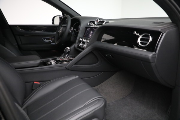 New 2024 Bentley Bentayga Hybrid for sale Sold at Maserati of Greenwich in Greenwich CT 06830 27