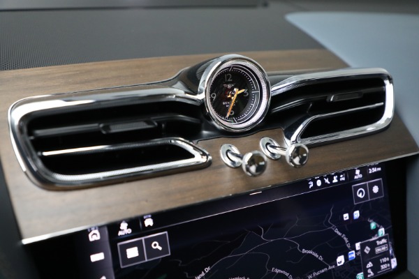 New 2024 Bentley Bentayga V8 for sale Sold at Maserati of Greenwich in Greenwich CT 06830 25