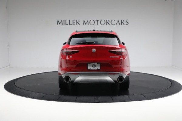 Used 2022 Alfa Romeo Stelvio Ti for sale $35,900 at Maserati of Greenwich in Greenwich CT 06830 14