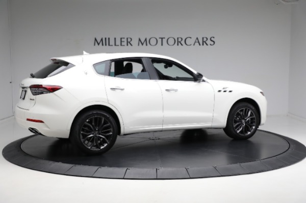 New 2024 Maserati Levante GT Ultima for sale $103,495 at Maserati of Greenwich in Greenwich CT 06830 16