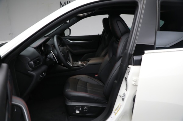 New 2024 Maserati Levante GT Ultima for sale Sold at Maserati of Greenwich in Greenwich CT 06830 25