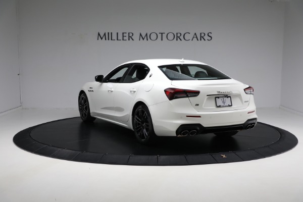 New 2024 Maserati Ghibli Modena Ultima Q4 for sale Sold at Maserati of Greenwich in Greenwich CT 06830 10