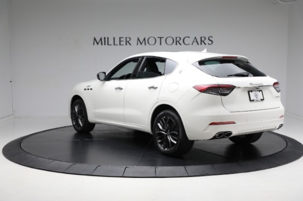 New 2024 Maserati Levante GT Ultima for sale $103,495 at Maserati of Greenwich in Greenwich CT 06830 10