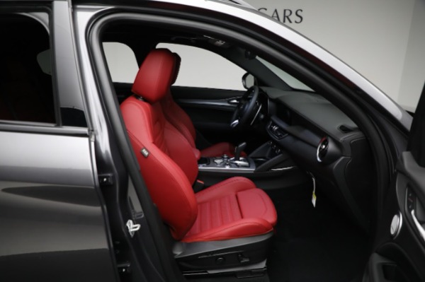 New 2024 Alfa Romeo Stelvio Veloce for sale Sold at Maserati of Greenwich in Greenwich CT 06830 28
