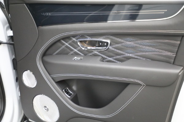 New 2023 Bentley Bentayga EWB Azure V8 First Edition for sale Sold at Maserati of Greenwich in Greenwich CT 06830 20