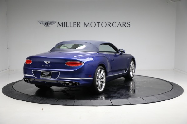 Used 2023 Bentley Continental GTC Azure V8 for sale Sold at Maserati of Greenwich in Greenwich CT 06830 19