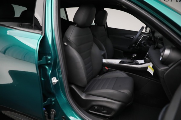 New 2024 Alfa Romeo Tonale Veloce for sale Sold at Maserati of Greenwich in Greenwich CT 06830 27