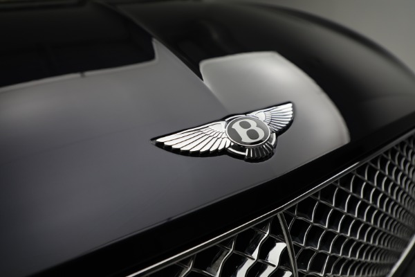 Used 2022 Bentley Continental GTC V8 for sale Sold at Maserati of Greenwich in Greenwich CT 06830 14