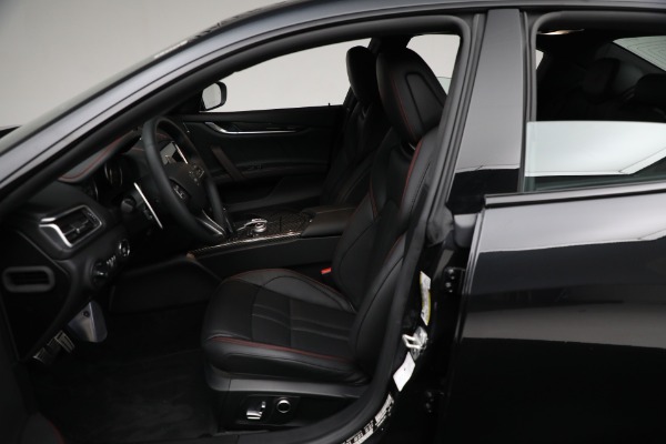 New 2024 Maserati Ghibli Modena Ultima Q4 for sale Sold at Maserati of Greenwich in Greenwich CT 06830 25