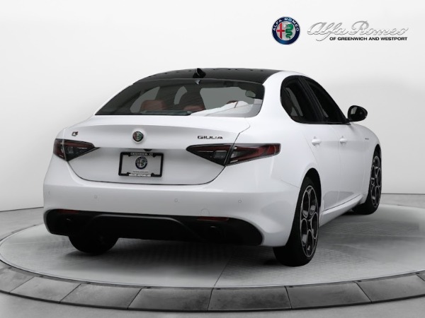 New 2024 Alfa Romeo Giulia Veloce for sale $55,060 at Maserati of Greenwich in Greenwich CT 06830 14