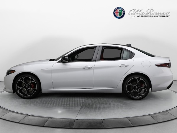 New 2024 Alfa Romeo Giulia Veloce for sale $55,060 at Maserati of Greenwich in Greenwich CT 06830 7