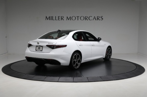 New 2024 Alfa Romeo Giulia Veloce for sale Sold at Maserati of Greenwich in Greenwich CT 06830 16