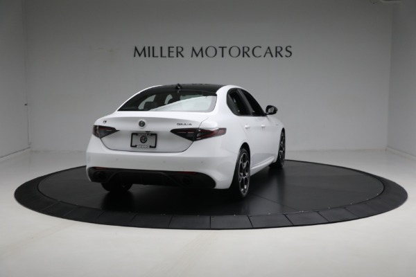 New 2024 Alfa Romeo Giulia Veloce for sale Sold at Maserati of Greenwich in Greenwich CT 06830 13