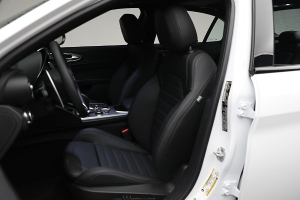New 2024 Alfa Romeo Giulia Veloce for sale Sold at Maserati of Greenwich in Greenwich CT 06830 26