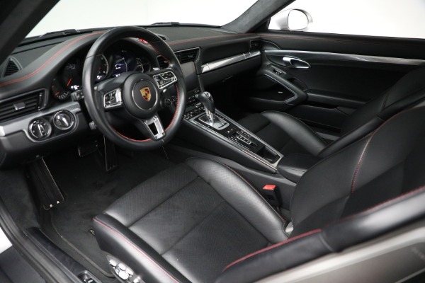 Used 2019 Porsche 911 Turbo for sale $169,900 at Maserati of Greenwich in Greenwich CT 06830 18