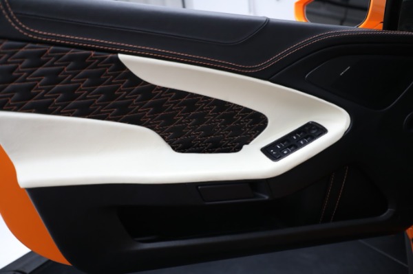 Used 2018 Aston Martin Vanquish Zagato Speedster for sale $650,000 at Maserati of Greenwich in Greenwich CT 06830 19