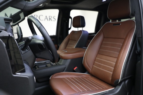 Used 2024 GMC Sierra 2500HD Denali Ultimate for sale Sold at Maserati of Greenwich in Greenwich CT 06830 13
