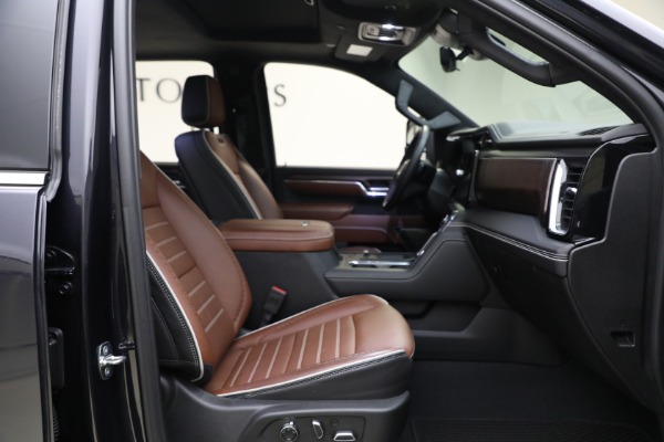 Used 2024 GMC Sierra 2500HD Denali Ultimate for sale Sold at Maserati of Greenwich in Greenwich CT 06830 24