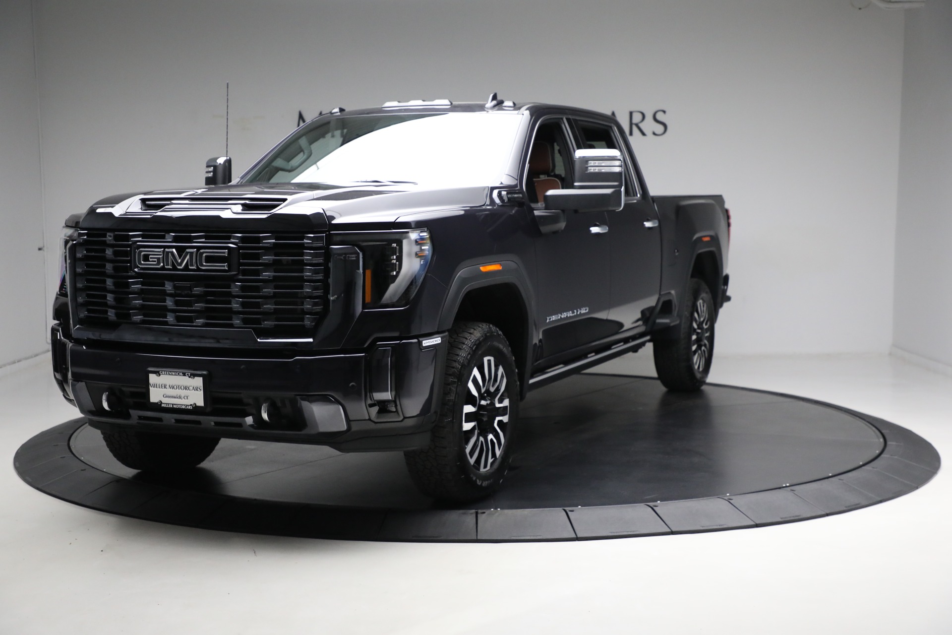 Used 2024 GMC Sierra 2500HD Denali Ultimate for sale Sold at Maserati of Greenwich in Greenwich CT 06830 1
