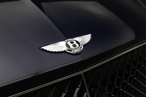 Used 2024 Bentley Bentayga EWB V8 for sale Sold at Maserati of Greenwich in Greenwich CT 06830 13