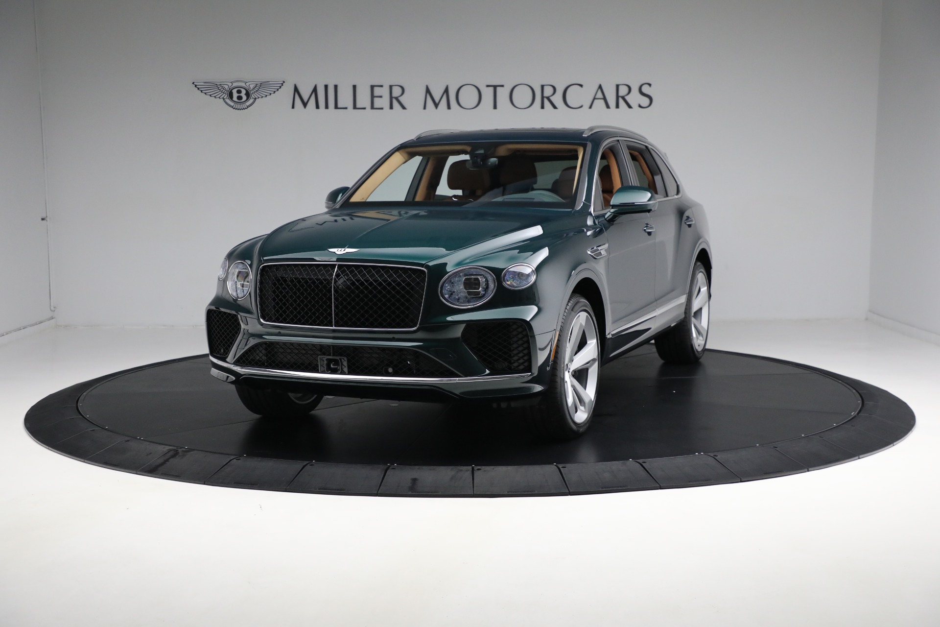 New 2024 Bentley Bentayga V8 for sale $252,225 at Maserati of Greenwich in Greenwich CT 06830 1