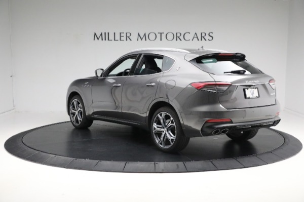 Used 2022 Maserati Levante GT for sale Sold at Maserati of Greenwich in Greenwich CT 06830 10