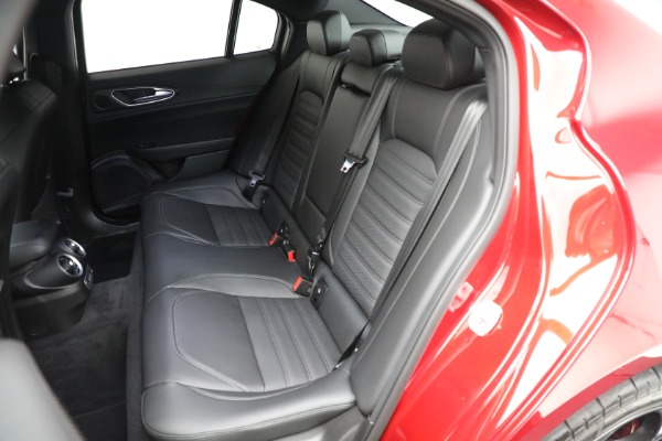 New 2024 Alfa Romeo Giulia Quadrifoglio for sale Sold at Maserati of Greenwich in Greenwich CT 06830 27