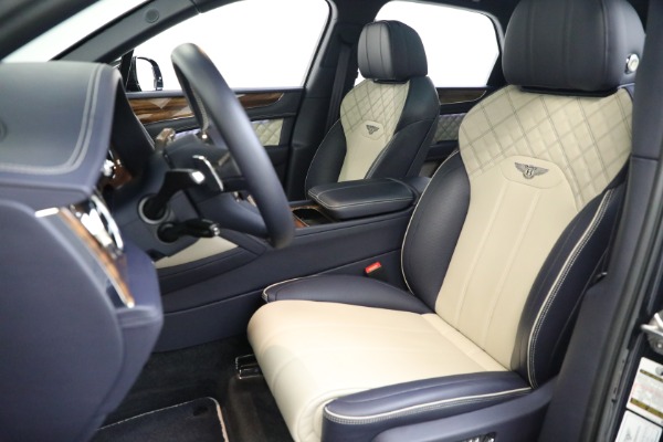Used 2021 Bentley Bentayga V8 for sale Sold at Maserati of Greenwich in Greenwich CT 06830 12