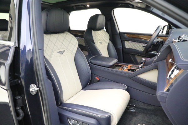 Used 2021 Bentley Bentayga V8 for sale Sold at Maserati of Greenwich in Greenwich CT 06830 20