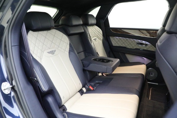 Used 2021 Bentley Bentayga V8 for sale Sold at Maserati of Greenwich in Greenwich CT 06830 24