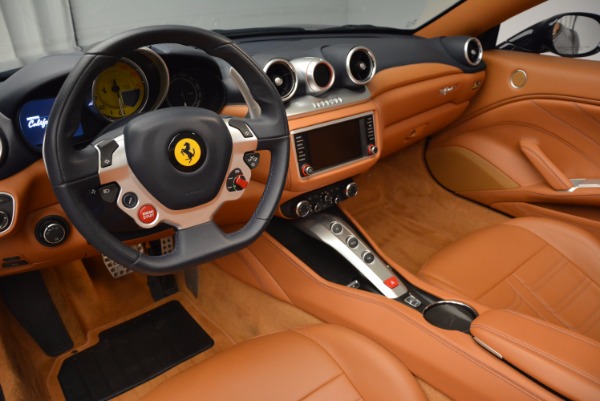 Used 2015 Ferrari California T for sale Sold at Maserati of Greenwich in Greenwich CT 06830 25