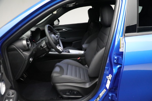 New 2024 Alfa Romeo Tonale Ti for sale Sold at Maserati of Greenwich in Greenwich CT 06830 25
