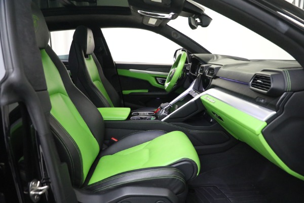Used 2019 Lamborghini Urus for sale Sold at Maserati of Greenwich in Greenwich CT 06830 20